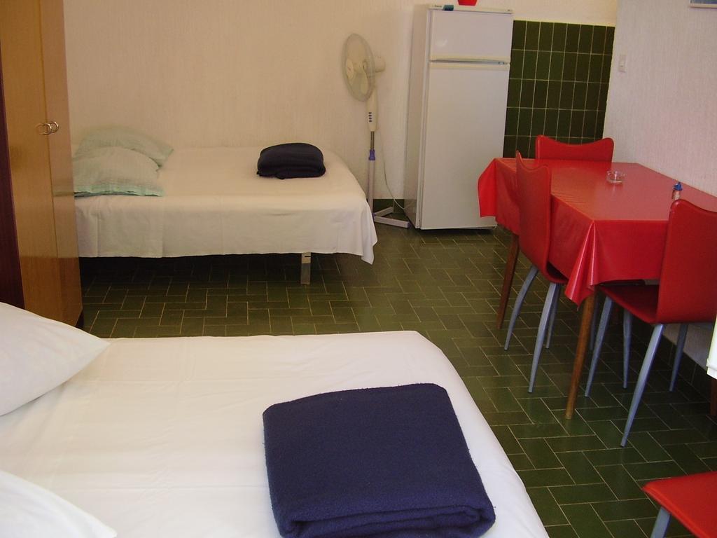 אומיס Petar Apartment חדר תמונה