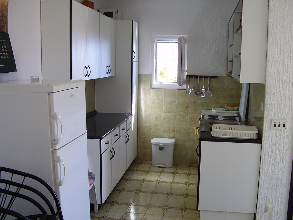 אומיס Petar Apartment חדר תמונה