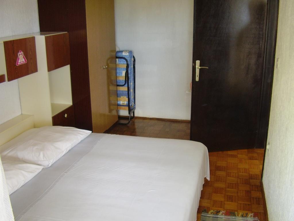 אומיס Petar Apartment חדר תמונה