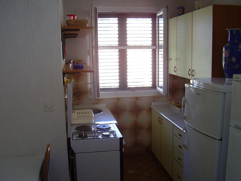 אומיס Petar Apartment חדר תמונה